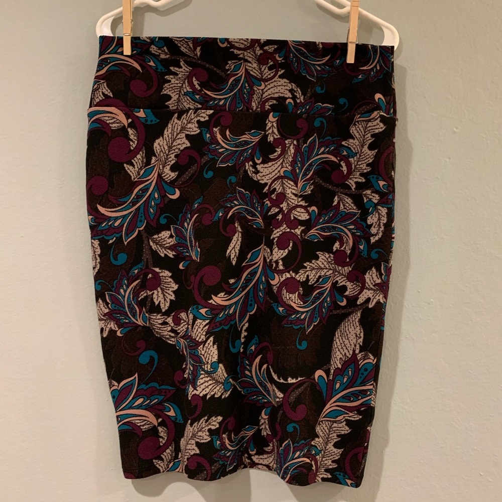 ❤️❤️SOLD❤️❤️ Lularoe Cassie skirt